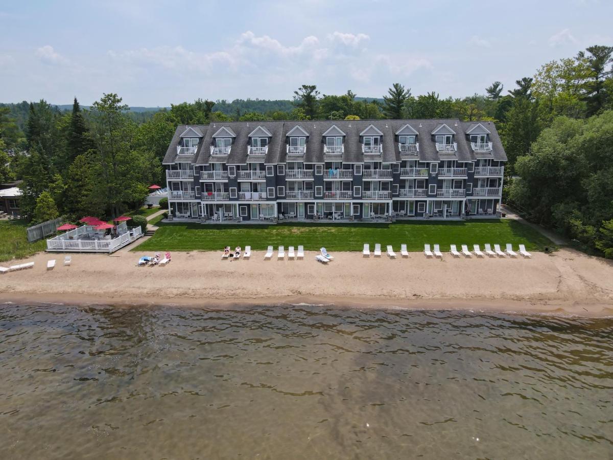 103 North Shore Inn Traverse City Exterior foto