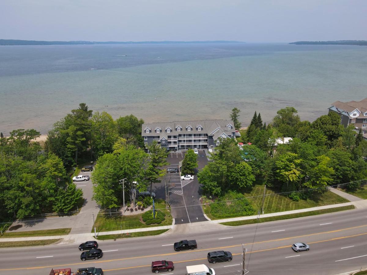 103 North Shore Inn Traverse City Exterior foto